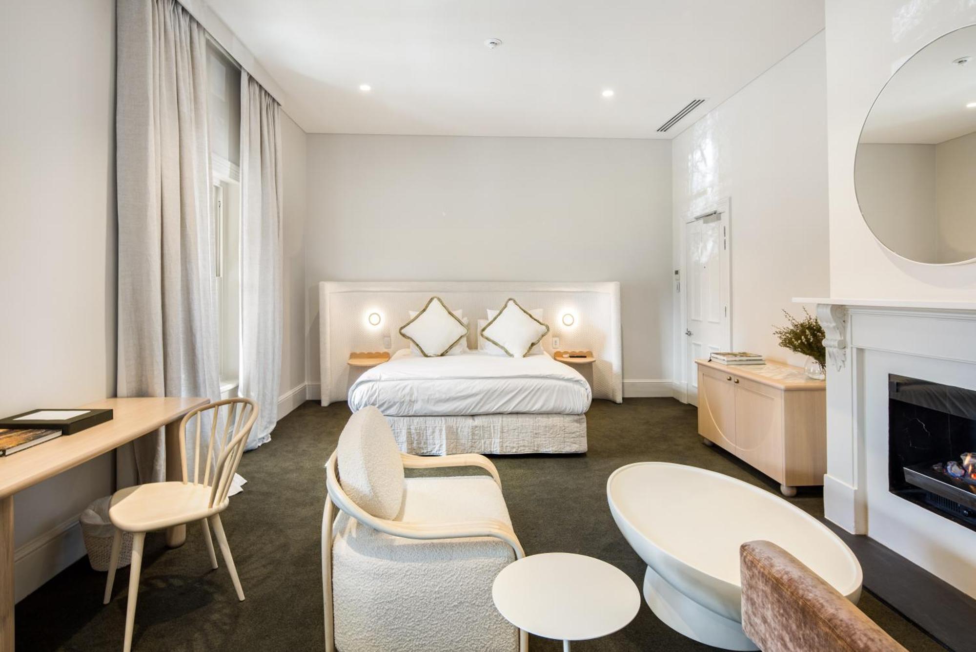 The Hotel Stirling